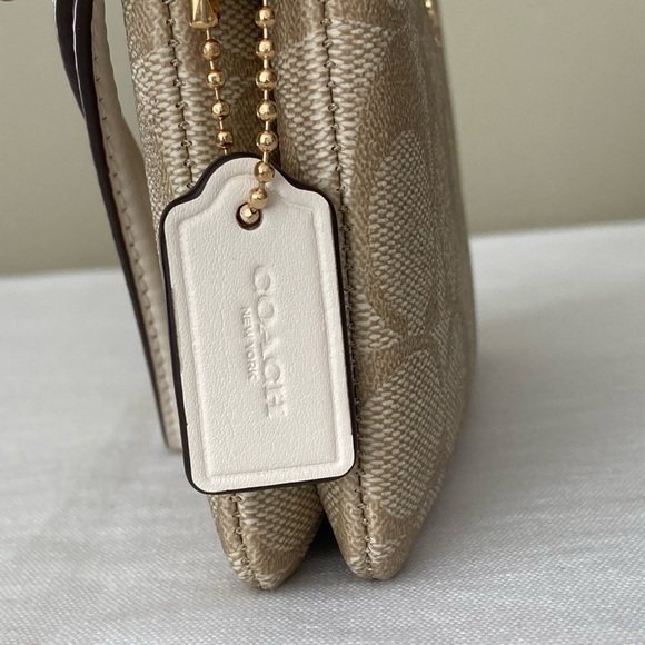 COACH Double Corner Zip Wristlet in Signature Canvas - Picture 5 of 11